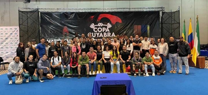 RECORD DE PARTICIPANTES EN LA COPA CUYABRA DE LEVANTAMIENTO DE PESAS